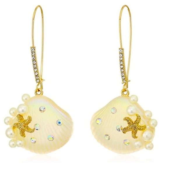 Betsey Johnson Jewelry - New Betsey Johnson Sea Shell Dangle Earrings